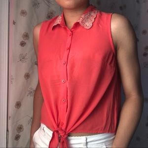 Embroidered Collared Sleeveless Blouse w tie front